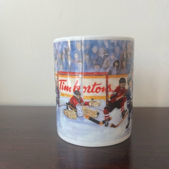 Tim Hortons limited edition ‘winning goal’ mug - Picture 2 of 5